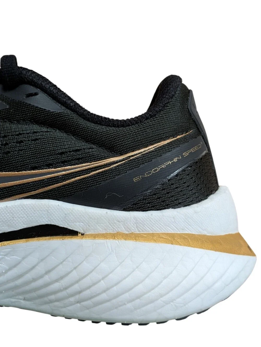 Saucony Endorphin Speed 3 Black Gold Running Shoes Size 7